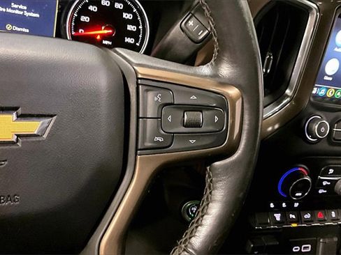 Used 2022 Chevrolet Silverado 3500 High Country image 23