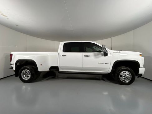 Used 2023 Chevrolet Silverado 3500 High Country image 8