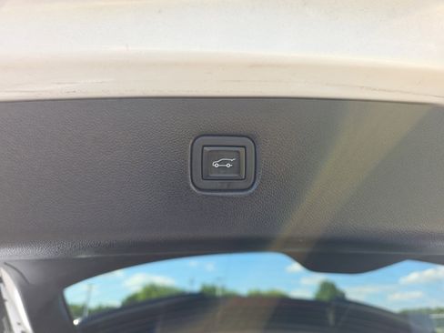 Used 2023 Chevrolet Blazer RS AWD/4WD image 17