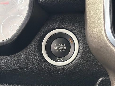 Used 2019 RAM 1500 Laramie image 14