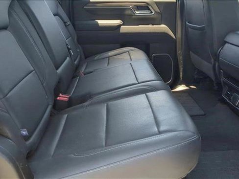 Used 2025 Chevrolet Silverado 2500 LTZ AWD/4WD image 26