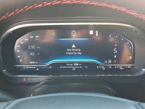 Used 2024 Chevrolet Suburban RST w/ Luxury Package image 22