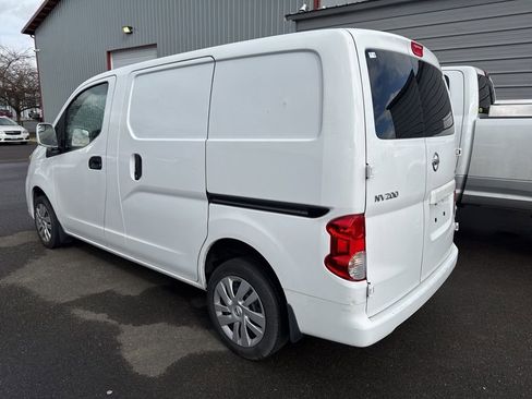 Used 2020 Nissan NV200 SV w/ Back Door Glass Package image 3