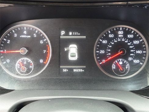 Used 2021 Kia K5 LX image 28