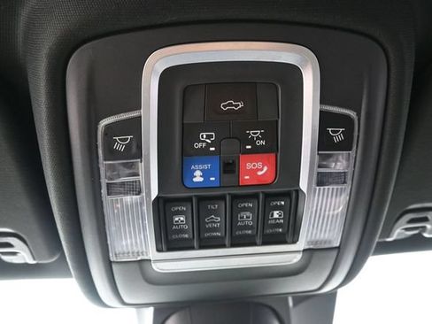 Used 2019 RAM 1500 Limited AWD/4WD image 27