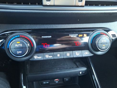 Used 2022 Kia Forte GT-Line w/ GT-Line Premium Package image 28