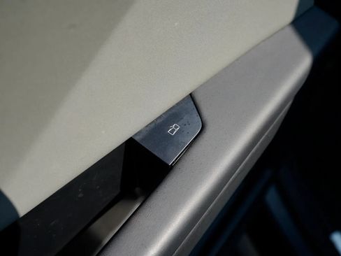 Used 2024 Tesla Cybertruck AWD Crew Cab image 24