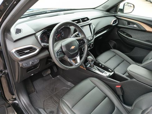Certified 2021 Chevrolet TrailBlazer ACTIV w/ Convenience Package image 10