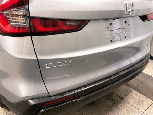 Used 2025 Honda CR-V EX image 29