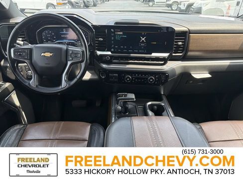 Used 2023 Chevrolet Silverado 1500 High Country w/ High Country Premium Package AWD/4WD image 18