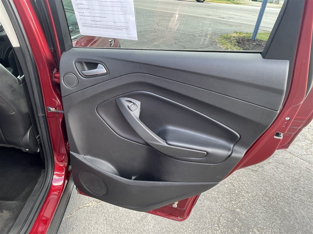 Used 2017 Ford Escape Titanium AWD/4WD image 13