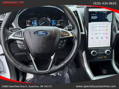 Used 2022 Ford Edge SEL image 17