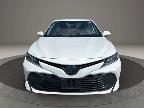 Used 2020 Toyota Camry LE w/ Fleet Convenience Package image 2