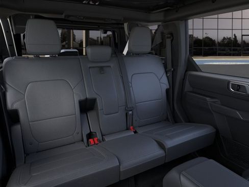 New 2026 Ford Bronco Outer Banks w/ Sasquatch Package AWD/4WD image 11