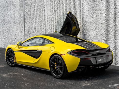Used 2018 McLaren 570S Coupe image 13