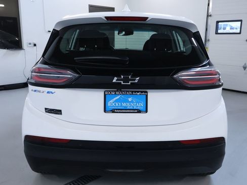 Used 2023 Chevrolet Bolt LT w/ Driver Confidence Package FWD image 6
