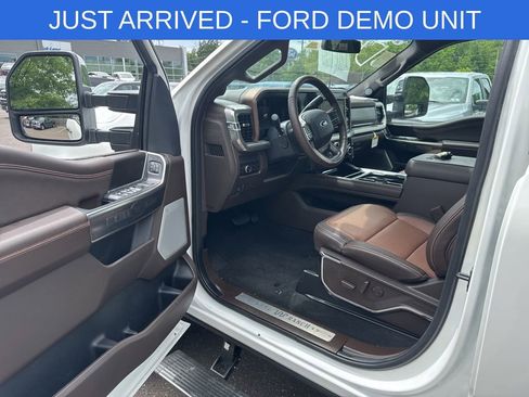 Used 2026 Ford F250 King Ranch w/ Chrome Package AWD/4WD image 9