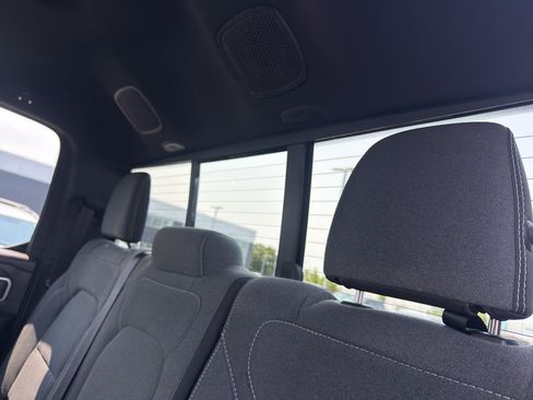 Used 2022 RAM 1500 Big Horn AWD/4WD image 34