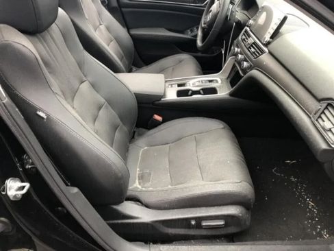 Used 2020 Honda Accord Touring image 33