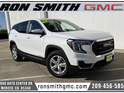 Used 2024 GMC Terrain SLE