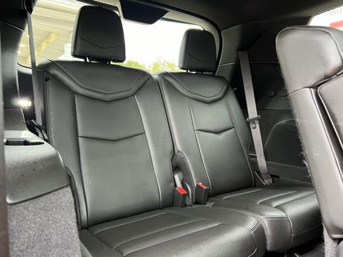 Used 2022 Cadillac XT6 Premium Luxury AWD/4WD image 25