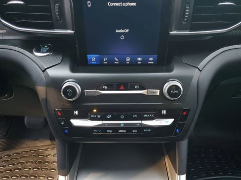 Used 2020 Ford Explorer ST w/ ST Street Pack image 39