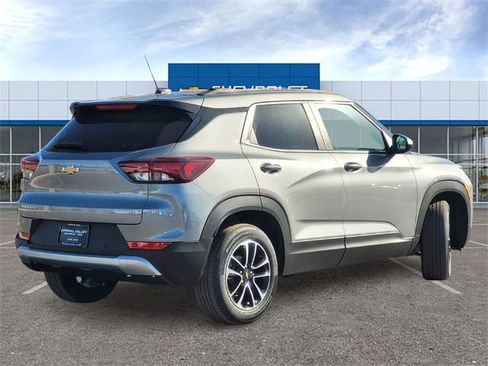 New 2026 Chevrolet TrailBlazer LT w/ Convenience Package image 4
