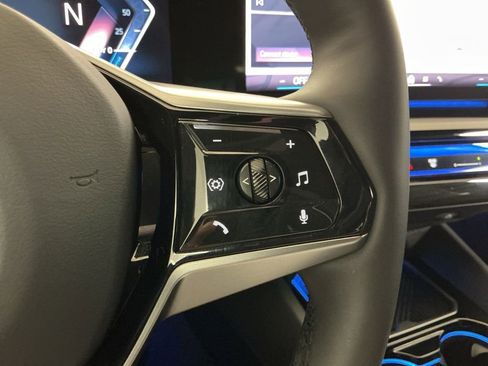 Certified 2024 BMW i5 eDrive40i w/ Premium Package image 17