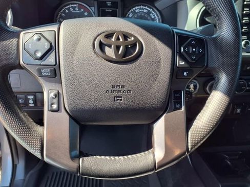 Used 2021 Toyota Tacoma TRD Off-Road image 14