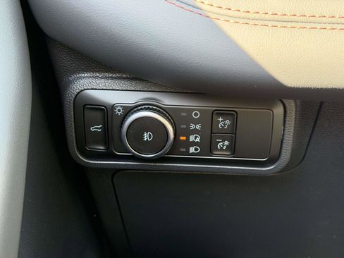 New 2026 Ford Explorer Active w/ Active Comfort Package image 19