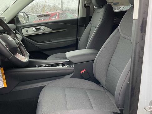 Used 2026 Ford Explorer Active image 16