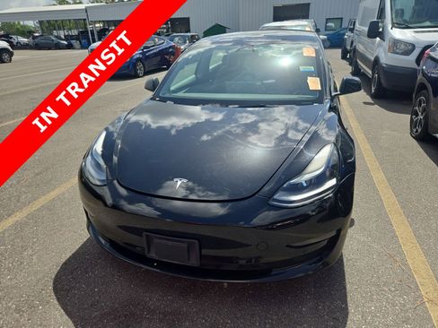Used 2022 Tesla Model 3 Long Range AWD/4WD image 3