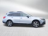 Used 2019 Subaru Outback 2.5i Limited image 2