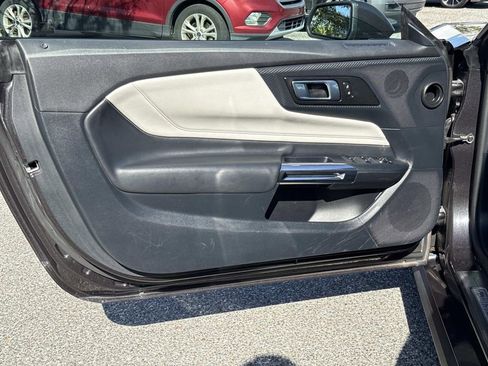 Used 2024 Ford Mustang Premium image 14