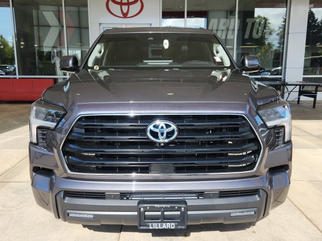 Used 2024 Toyota Sequoia SR5 w/ SR5 Premium Package AWD/4WD image 5