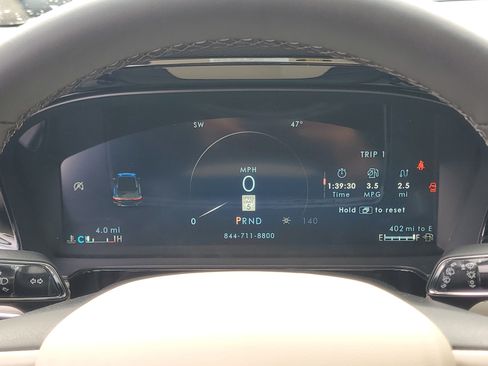 New 2026 Lincoln Corsair Premiere image 19