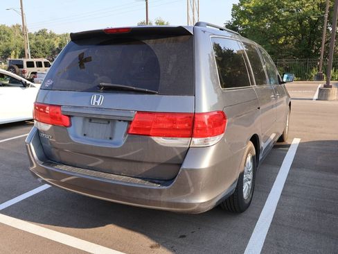 Used 2010 Honda Odyssey EX-L image 7