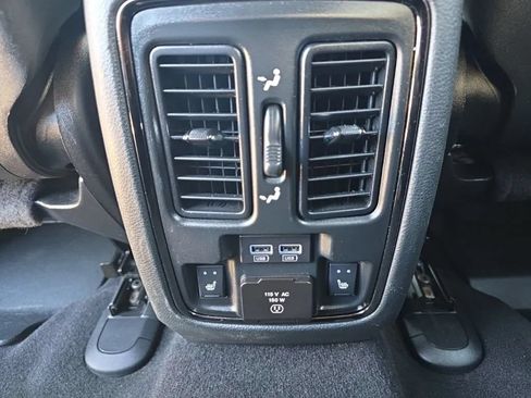 Used 2020 Jeep Grand Cherokee High Altitude AWD/4WD image 14