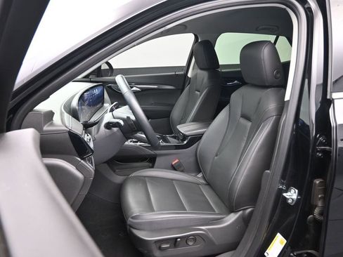 Used 2024 Buick Envision Preferred image 23