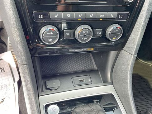 Used 2020 Volkswagen Passat 2.0T R-Line image 17