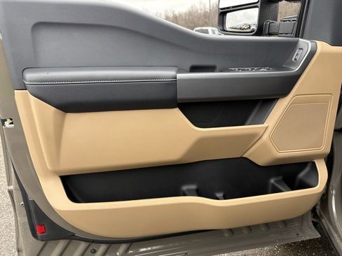 New 2026 Ford F250 XLT w/ 360-Degree Camera Package image 38