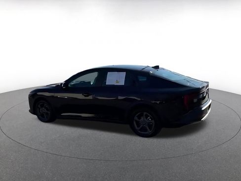 Used 2025 Kia K4 LXS image 10