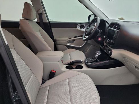Used 2024 Kia Soul LX w/ Option Group 015 image 21