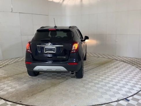 Used 2022 Buick Encore Preferred w/ Safety Package II AWD/4WD image 8