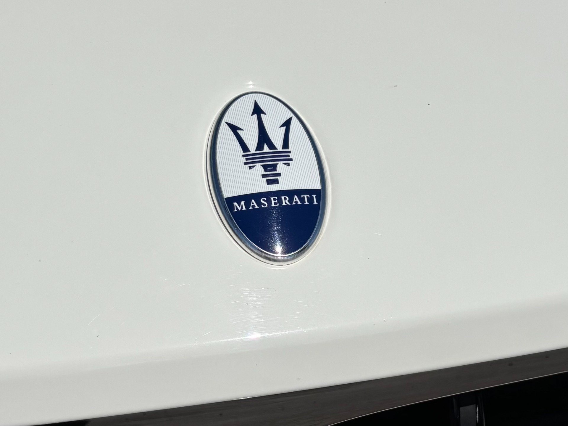 Used 2022 Maserati Levante Modena AWD/4WD image 20