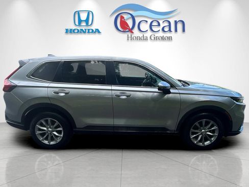 Used 2023 Honda CR-V EX-L image 2