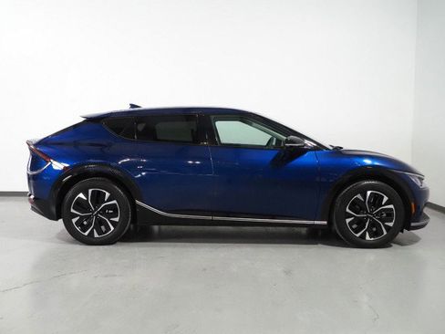 Used 2024 Kia EV6 Wind w/ Wind Technology Package image 4