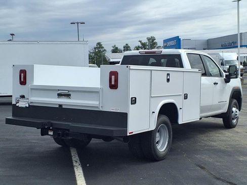 New 2025 GMC Sierra 3500 Pro w/ Convenience Package image 7