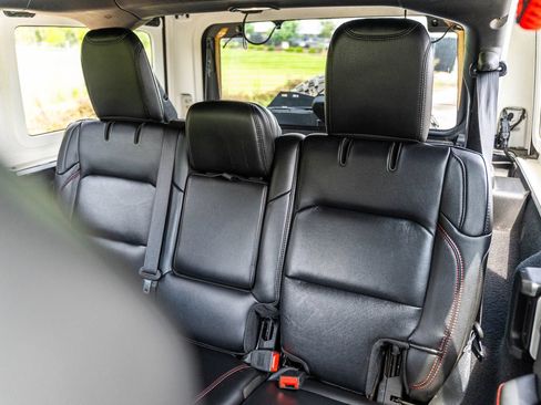 Used 2020 Jeep Wrangler Unlimited Rubicon AWD/4WD image 29