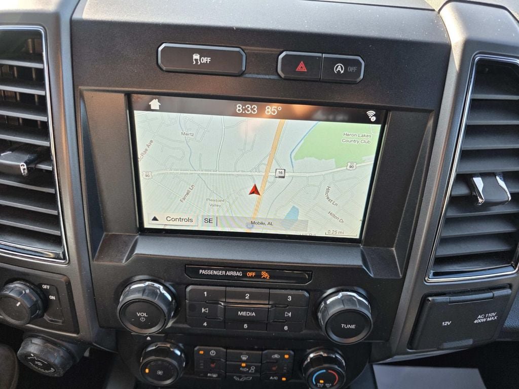 Used 2018 Ford F150 XLT w/ Equipment Group 302A Luxury RWD image 11
